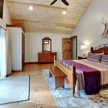 Cozy Berev * سان تروبيه
