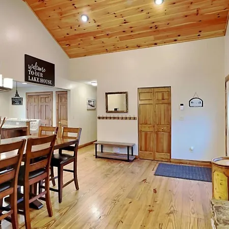 Cozy Berev Σπίτι διακοπών